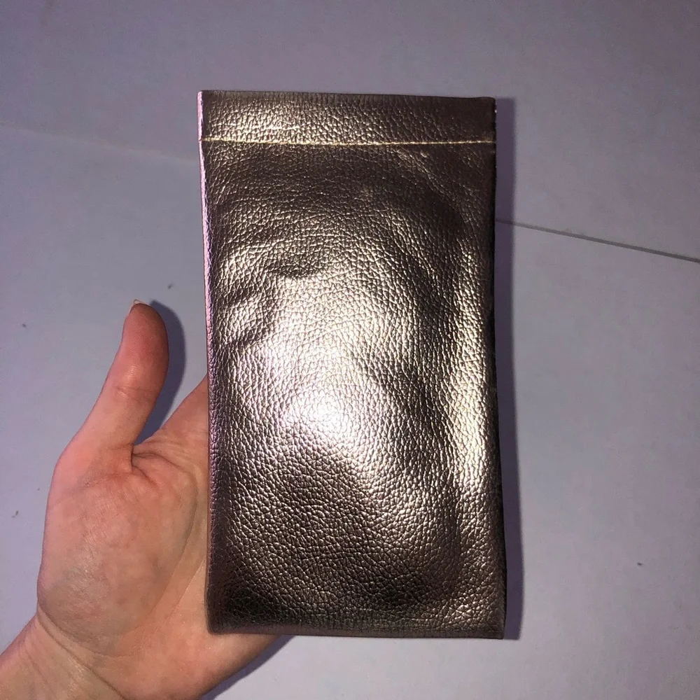 I-sea sunglasses Sleeve Pouch in Rose Gold